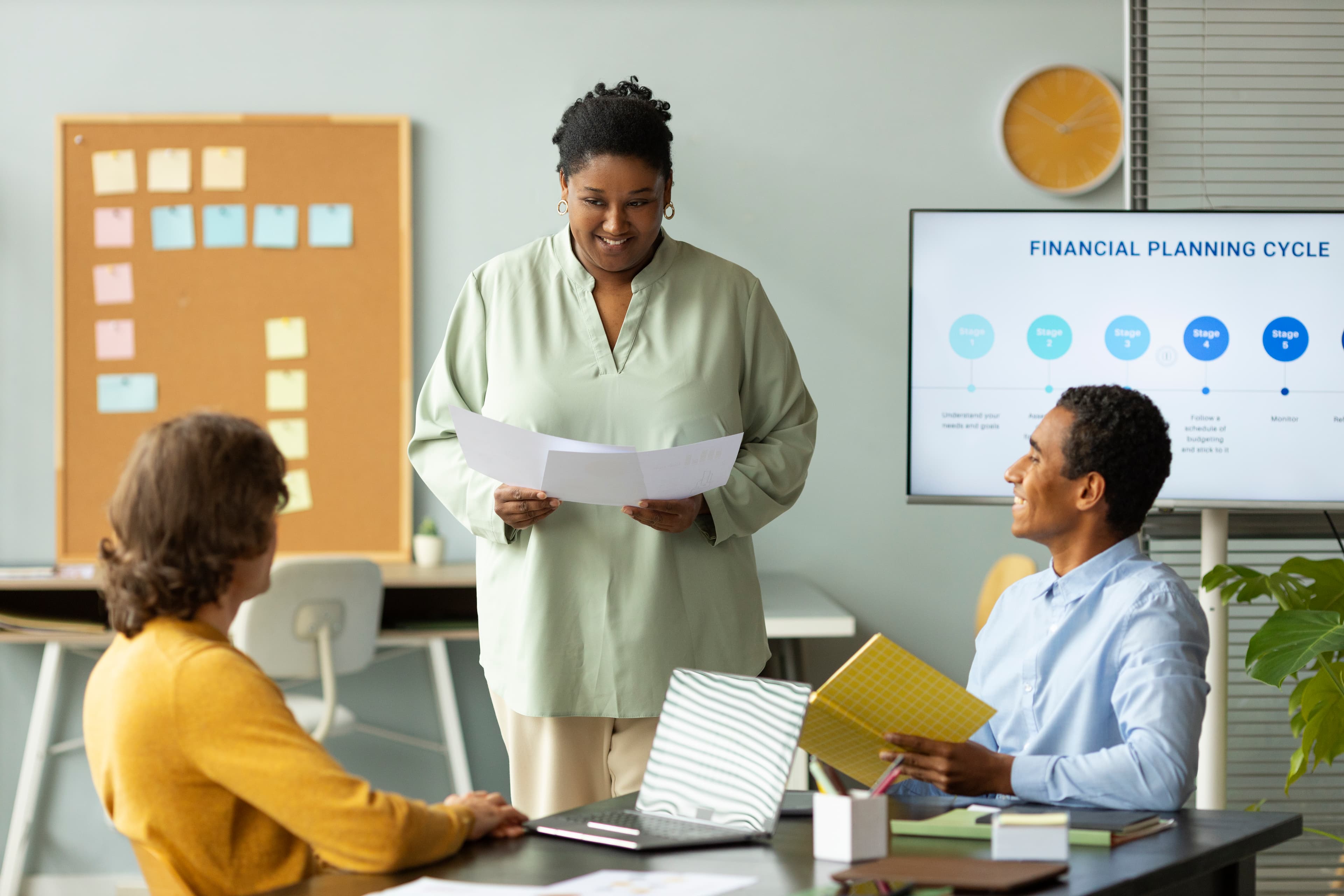 Connect Outsourcing consultant walking a client through a strategic plan